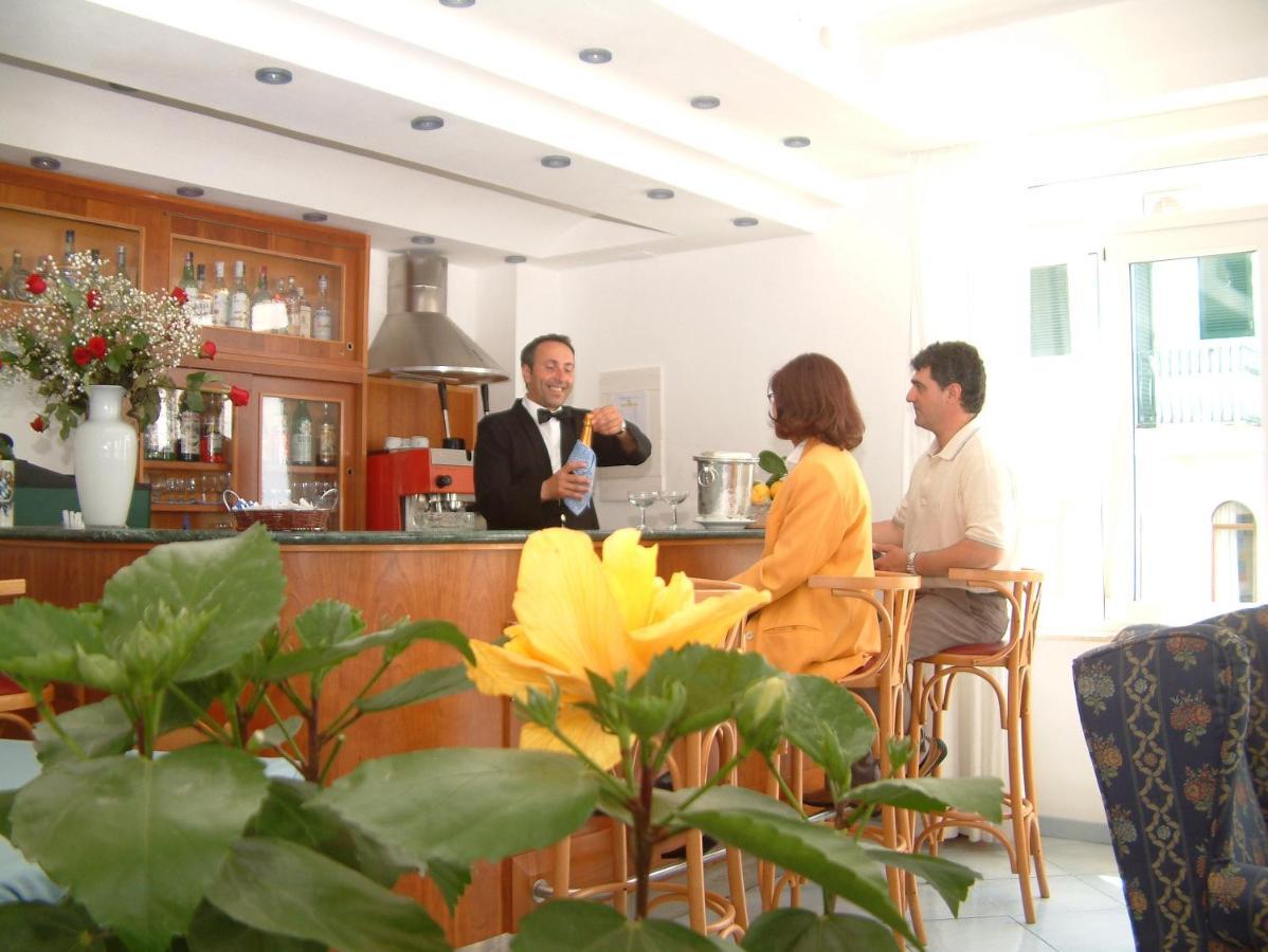 Hotel Imperial 이스키아 외부 사진